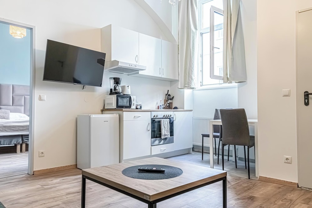 Chic 1BR Apartment Near Westbahnhof