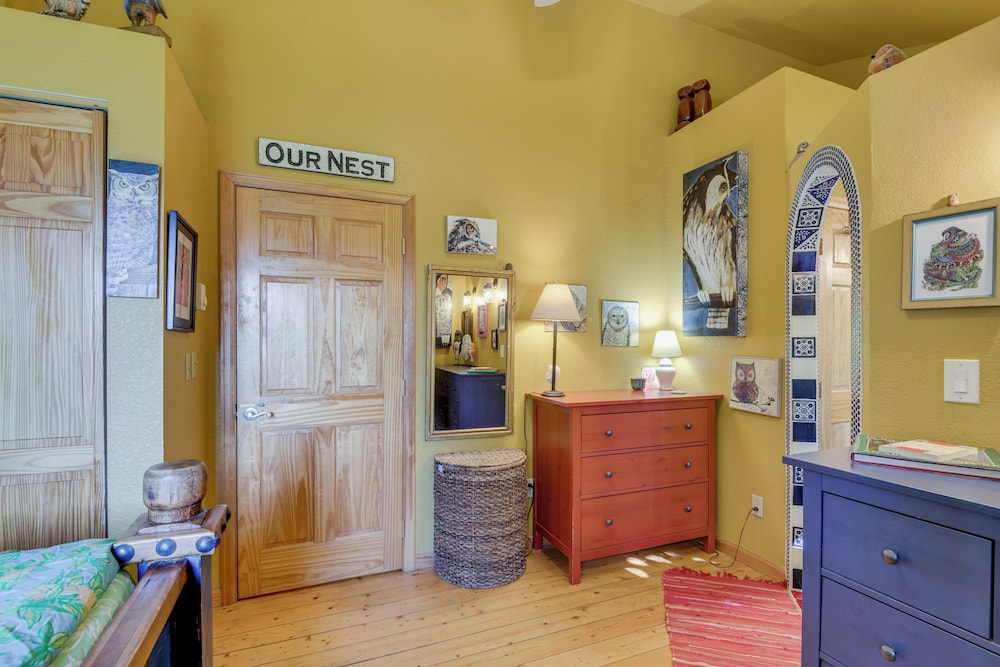 Bike, Hike & Ski: Artsy Steamboat Springs Retreat!