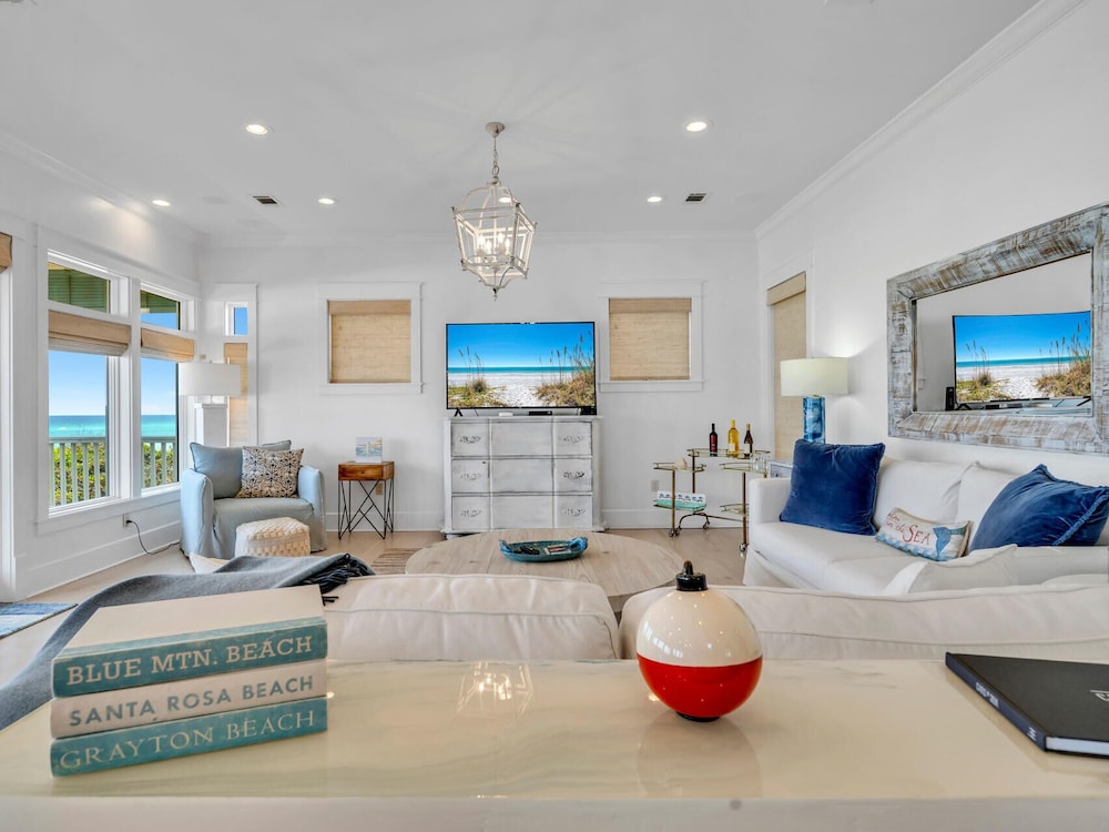 4BR Beachfront Home With Hot tub & Private Beach Access!