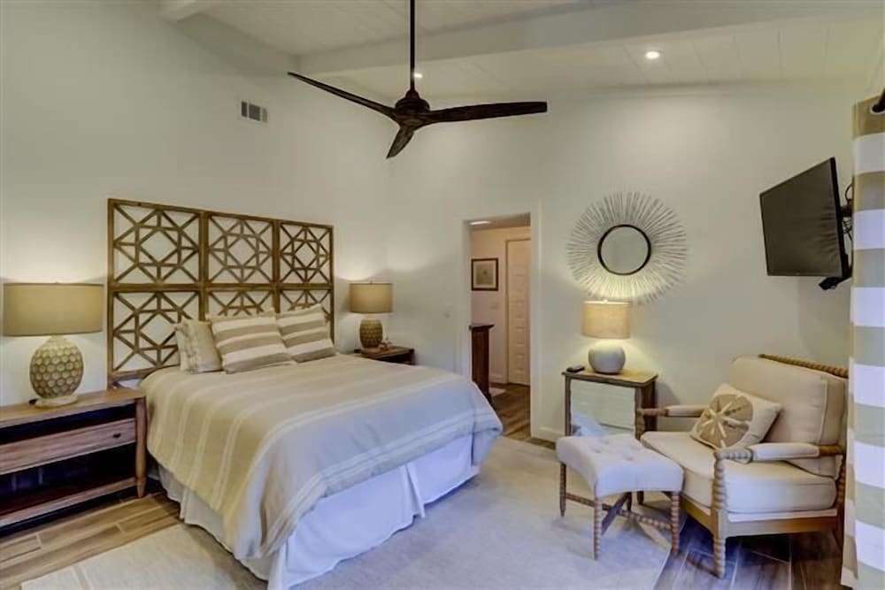 33 S. Sea Pines Drive at The Sea Pines Resort view 3