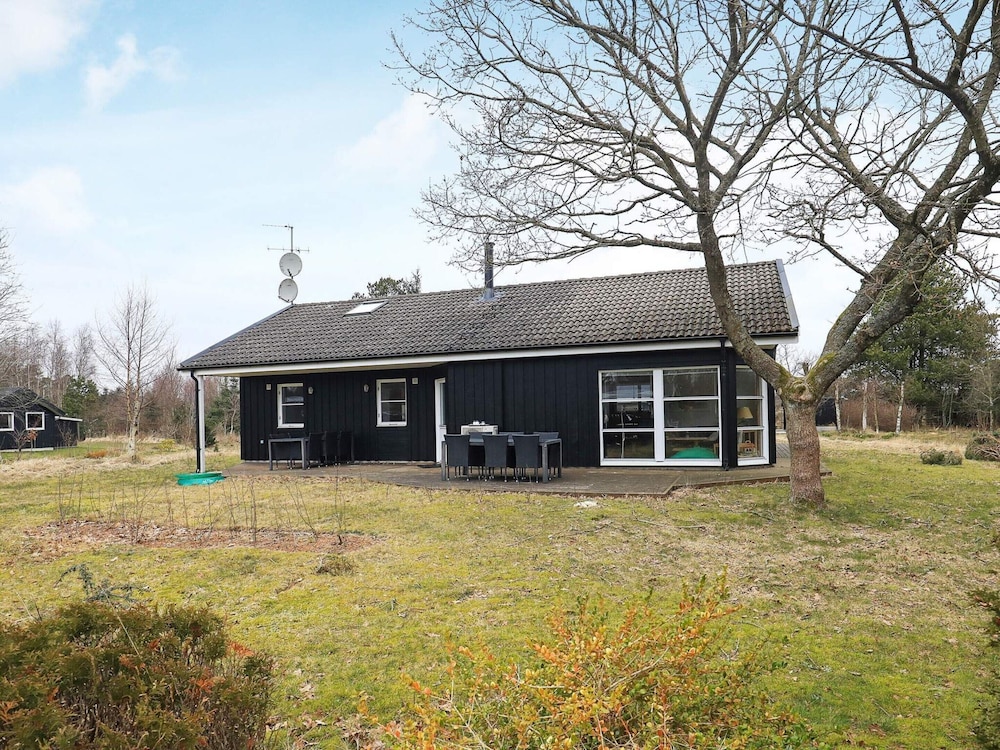 8 Person Holiday Home in Hals view 4