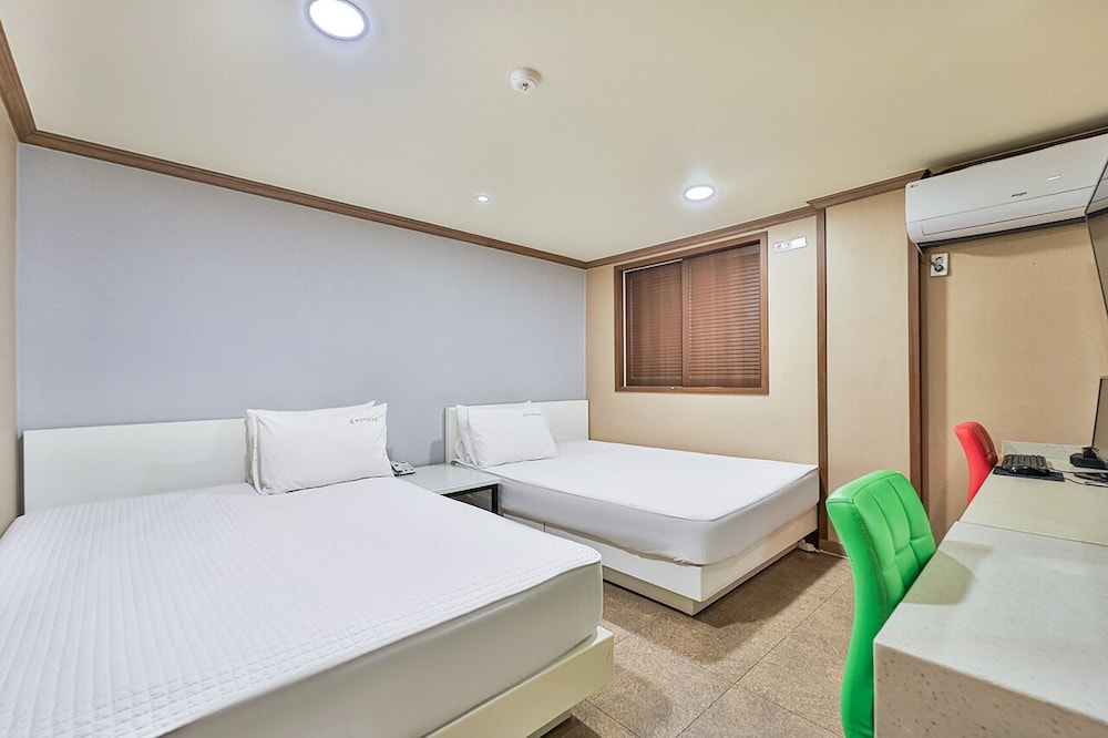 Top Motel