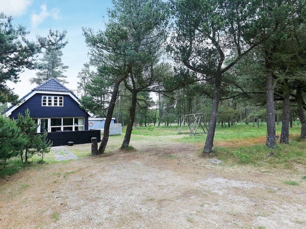 6 Person Holiday Home in Oksbol