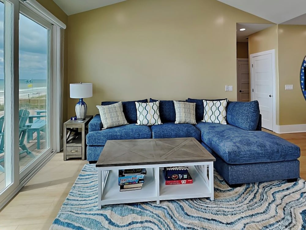 Turtle Paradise by Topsail Realty