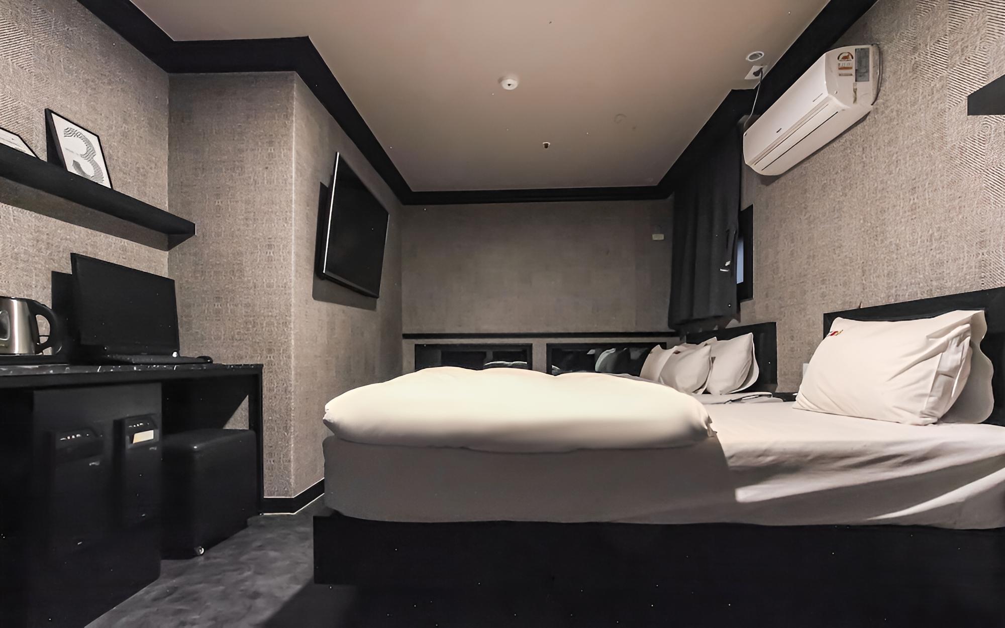 Ansan Hotel Bus