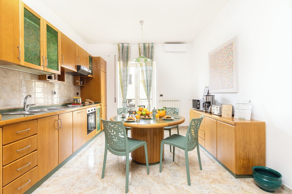 New Family 3 Bedrooms House In Sorrento