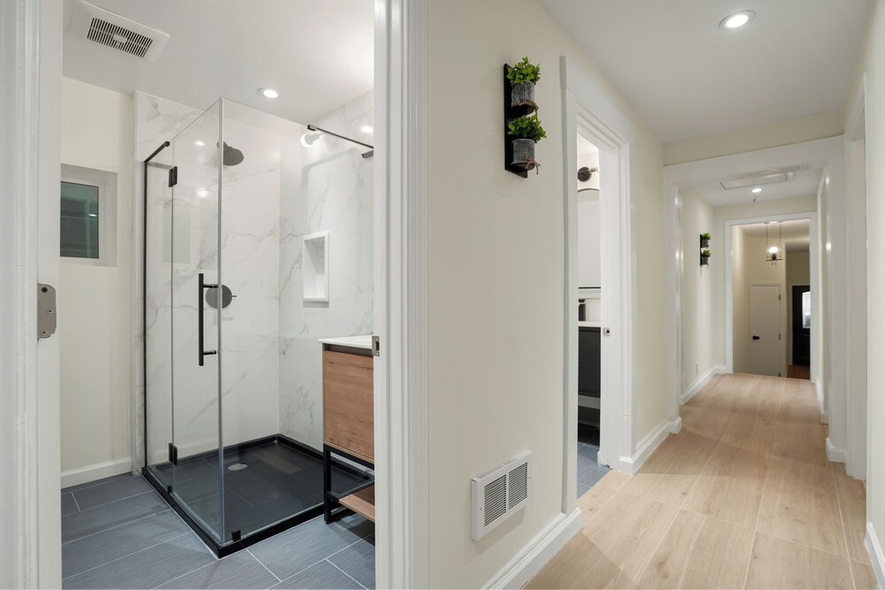 Cozy Private Rooms near SF Transpo