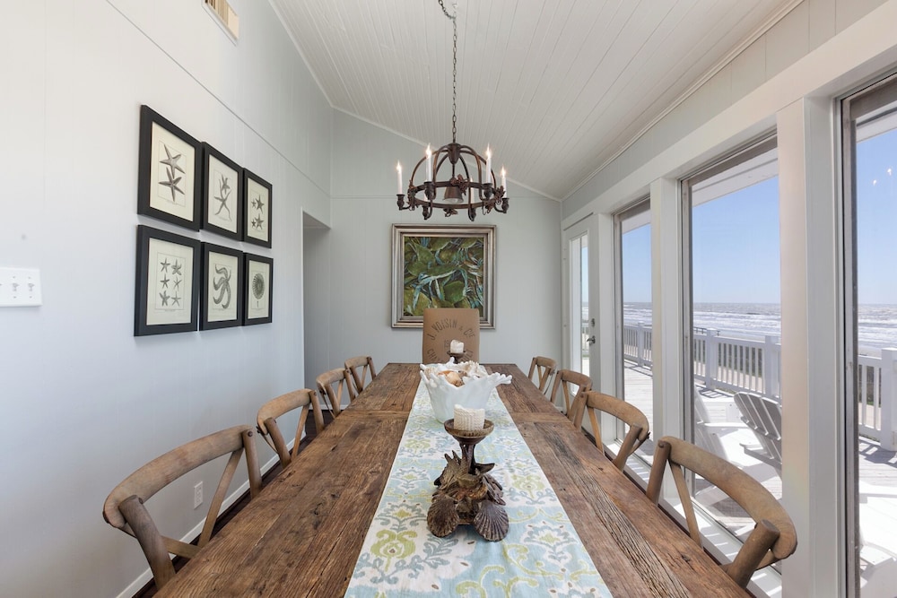 Bermuda Blue by Ryson Vacation Rentals