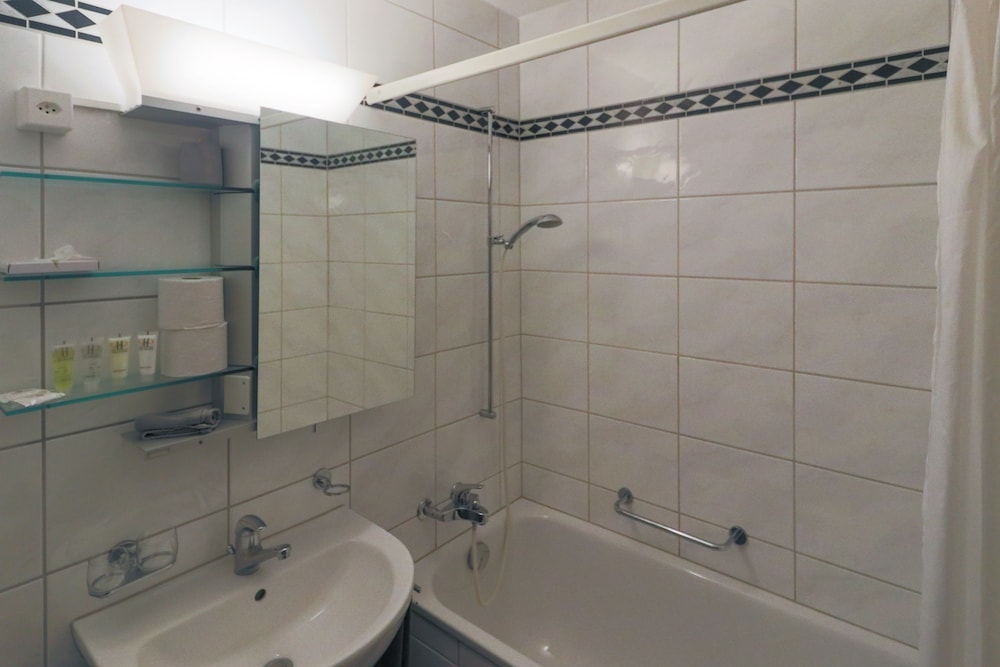Apartments Cresta