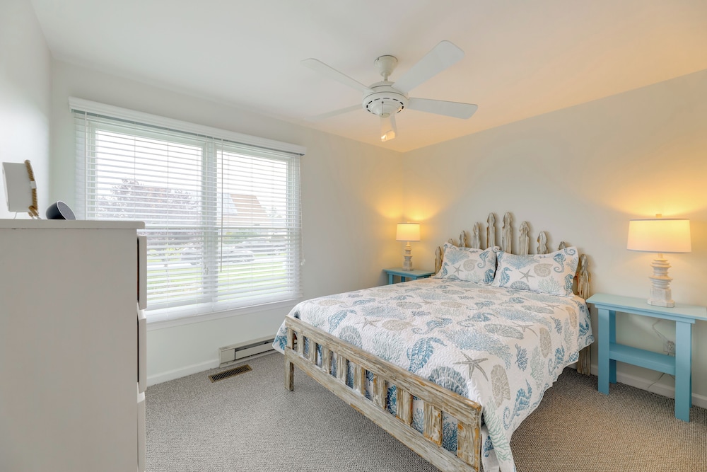 2 Mi to Bethany Beach: Home w/ Furnished Deck