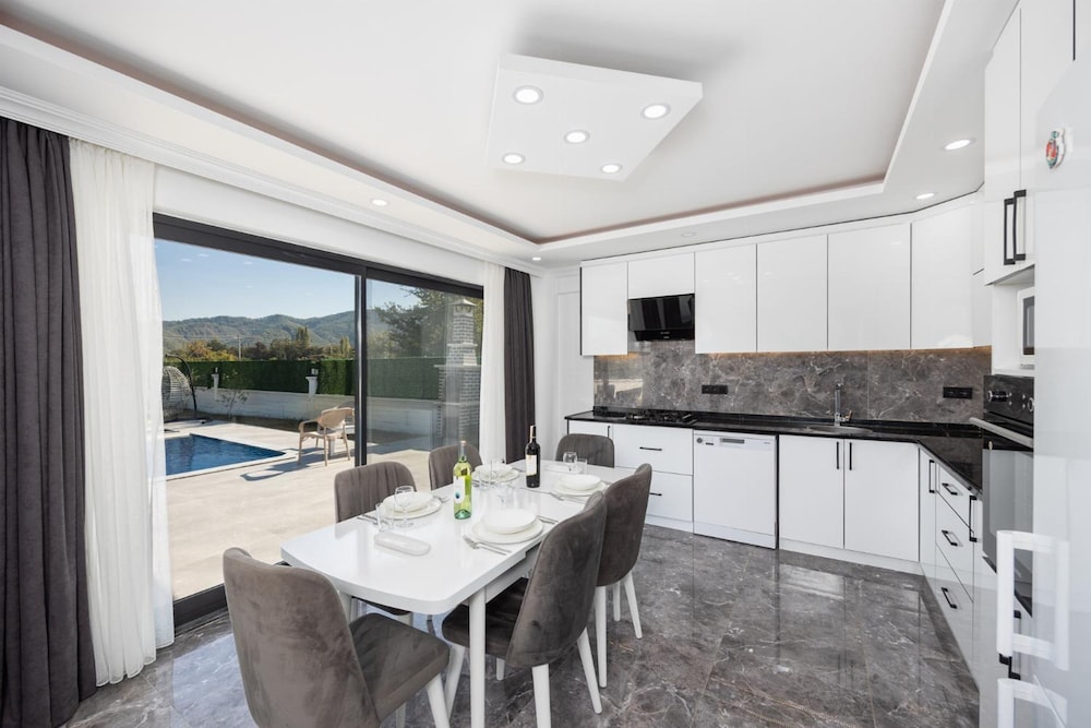 Villa Grand Yasar 3 in Ok Ular