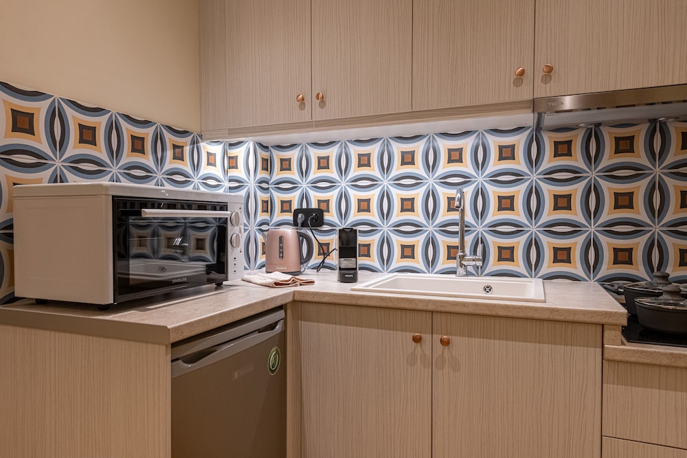 Ipelhome Plaka Boutique Apartments