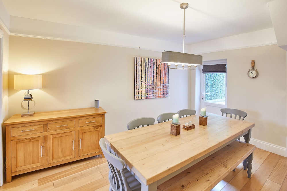 Host Stay Hutton House view 4
