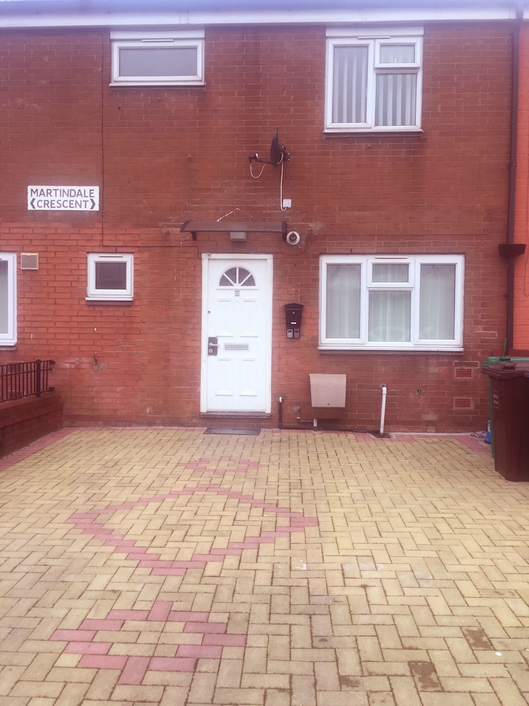 Martindale Flats with Parking