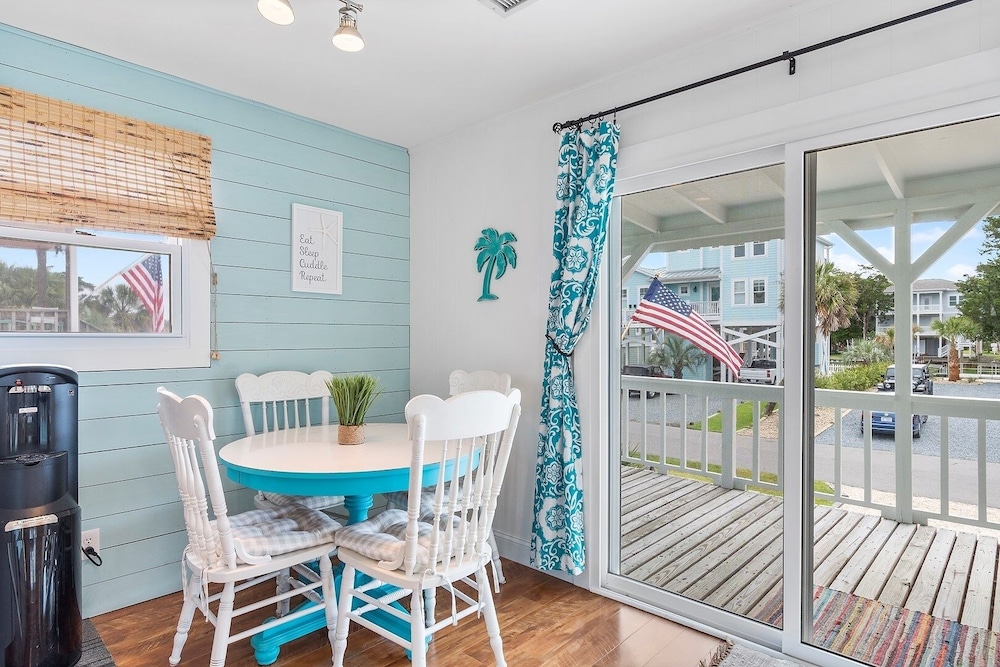 The Marlin House / 143 Marlin Drive 3 Bedroom Home