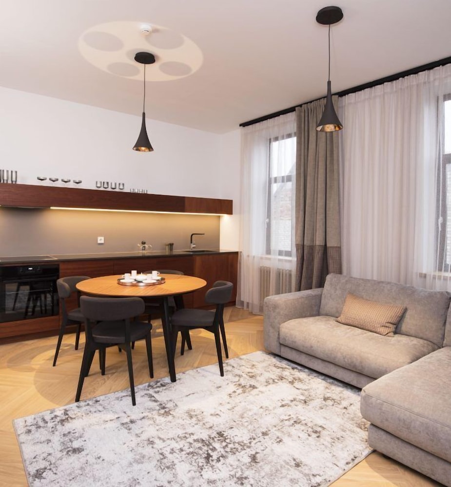 Roze Brīvzemnieka Apartments