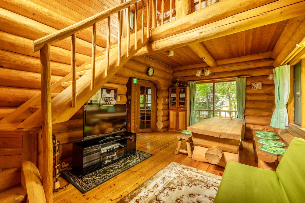 Reposer Hakuba