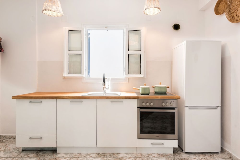 Menta II in Naousa With Free Parking Paros