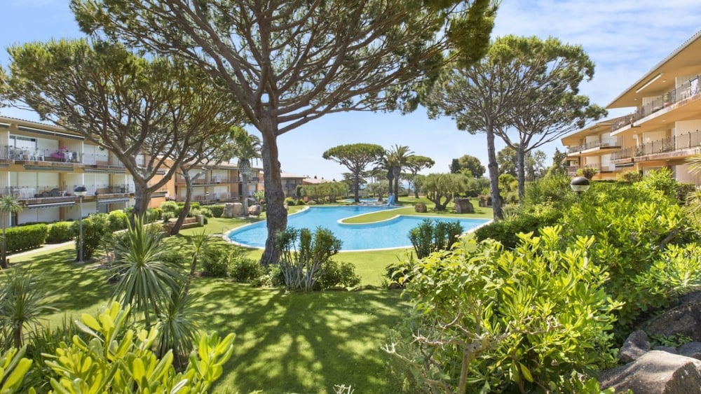 Illa 23 in Calella de Palafrugell