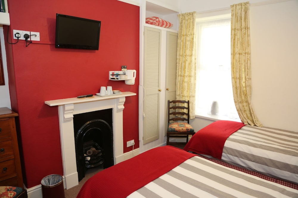 Acorns Guest House