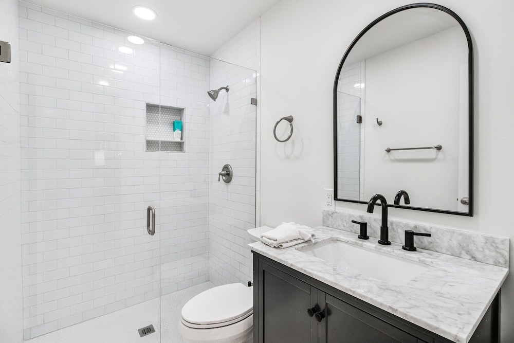 Charming 3BR Retreat in Chamblee