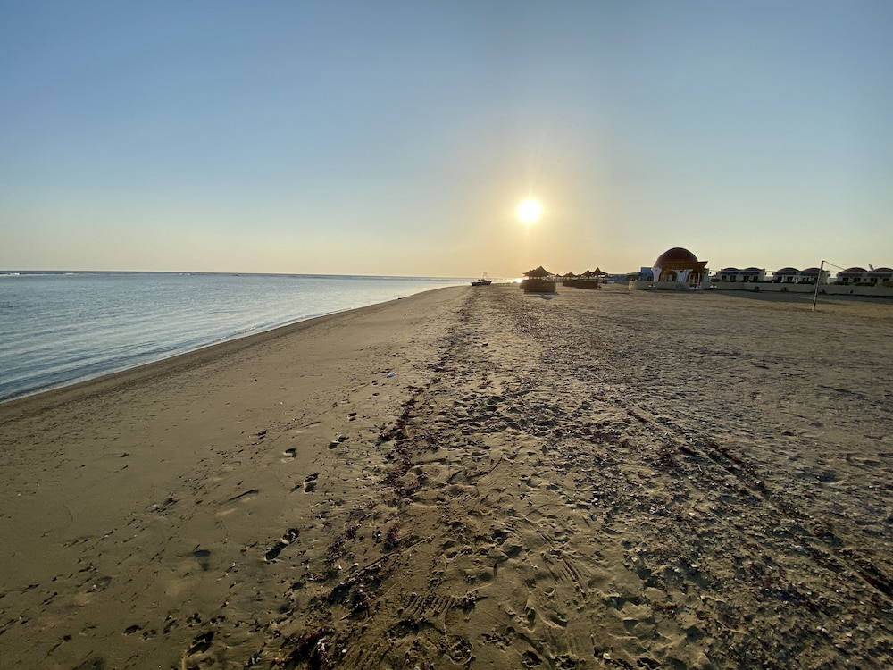 Fanadir Proy Resort view 4