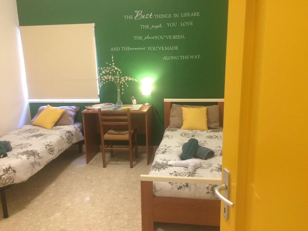 Maltese Rooms