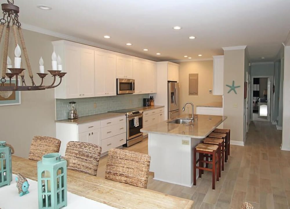355 Ocean Point Dr view 3