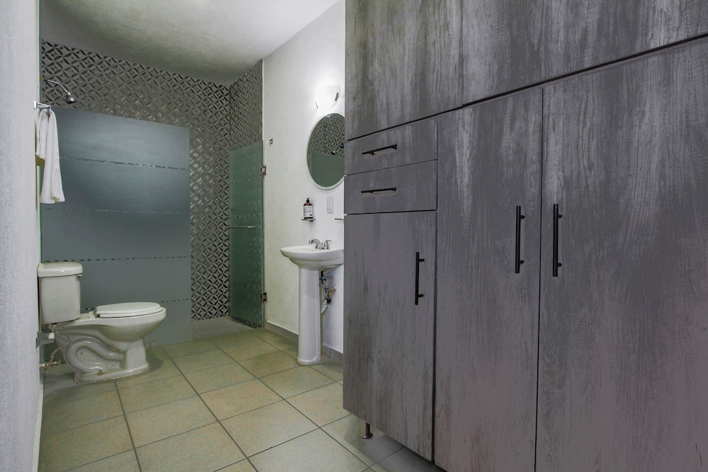 House with Terrace & Pool in Coyula