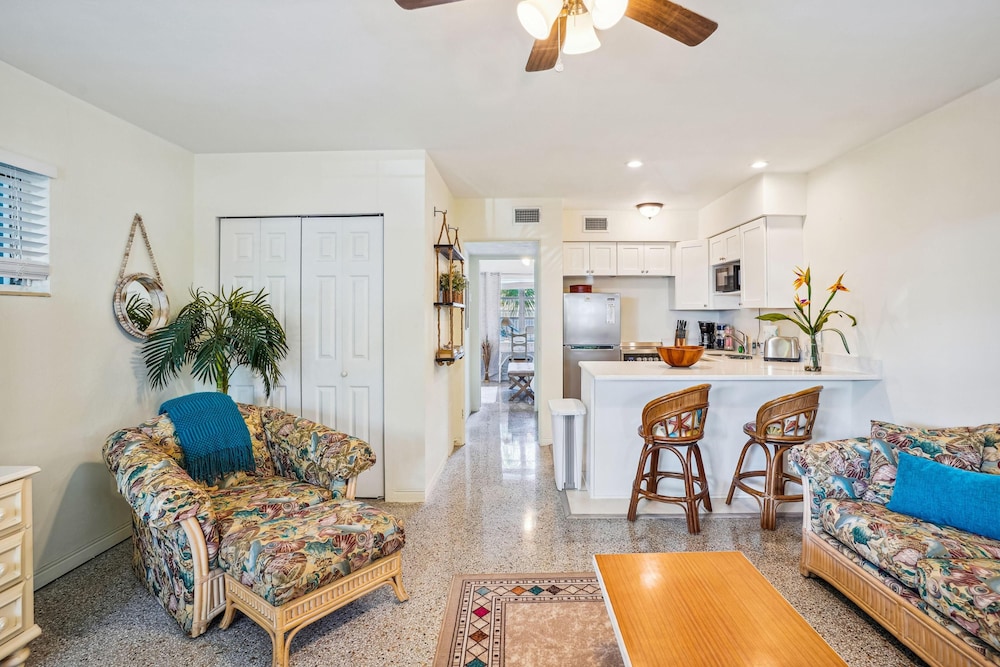 Beach Quarters #3