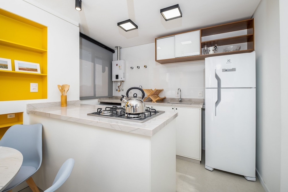 Beautiful and Modern Studio for Couples Stu309