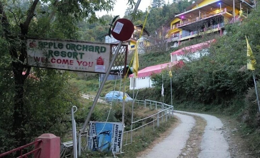 Apple Orchard Resort