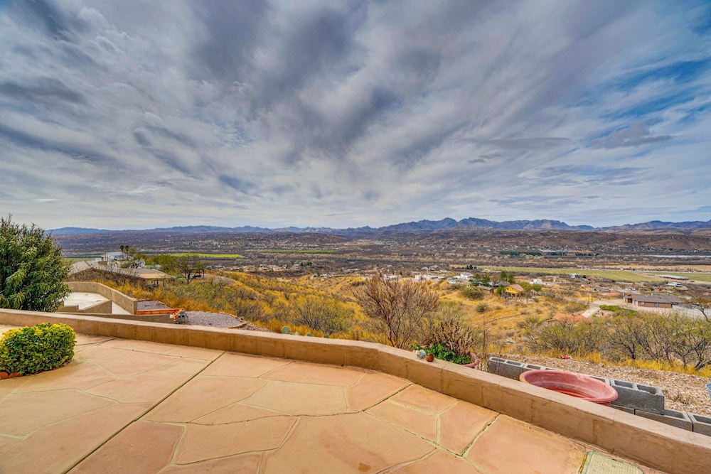 Views + Fire Pit: Hilltop Retreat in Rio Rico!