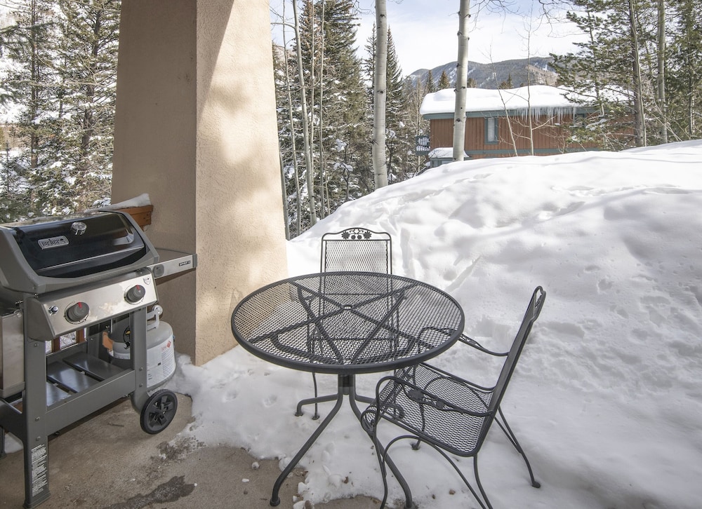 Timberfalls 1902 2 Bedroom Condo by RedAwning view 5