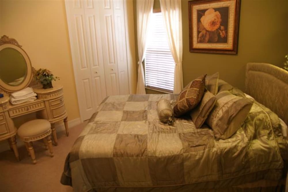 Formosa Gardens - Image 5