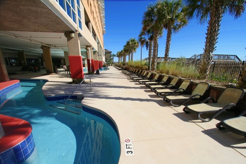 Bahama Sands 702