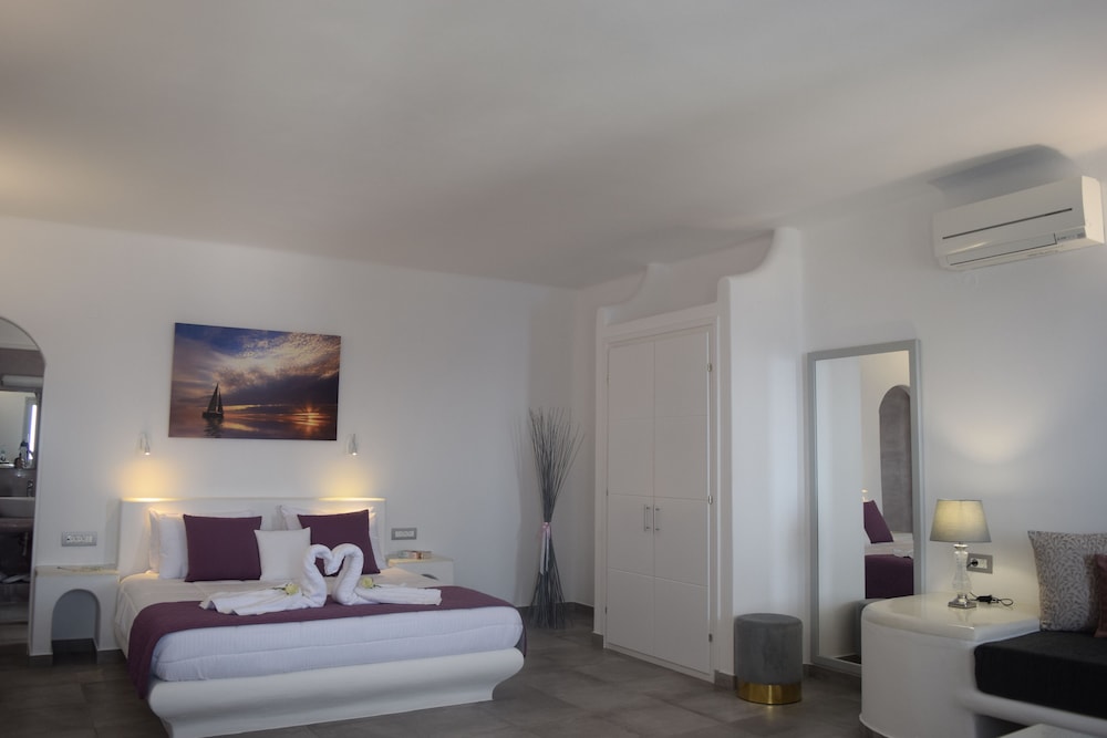 Vitsentzos Suites view 5