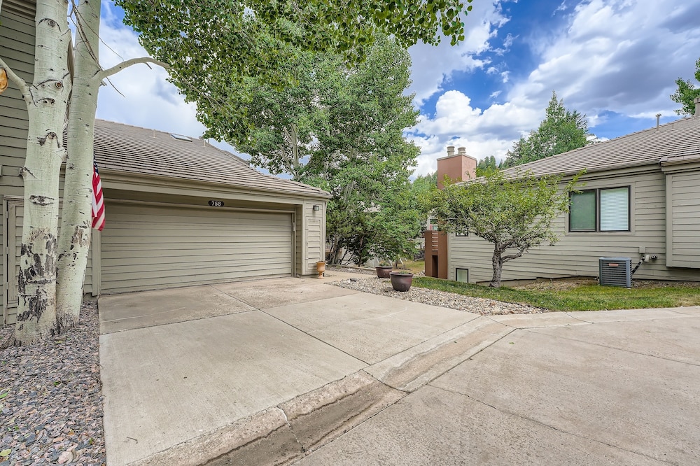Chimney Creek 2 Bedroom Condo