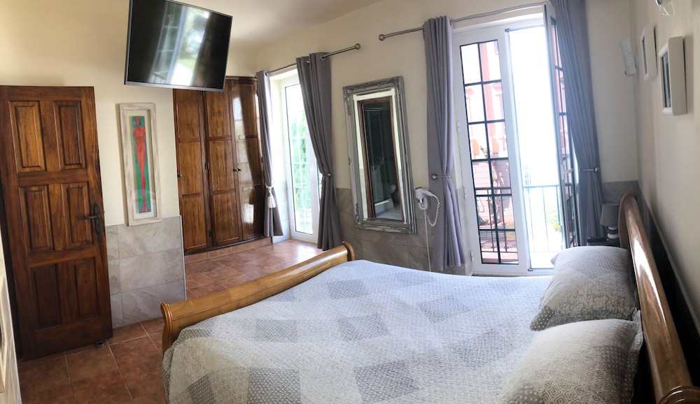 Old Village, Vilamoura Beautiful 3 Bed Townhouse