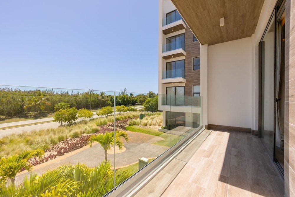 Photo 142
