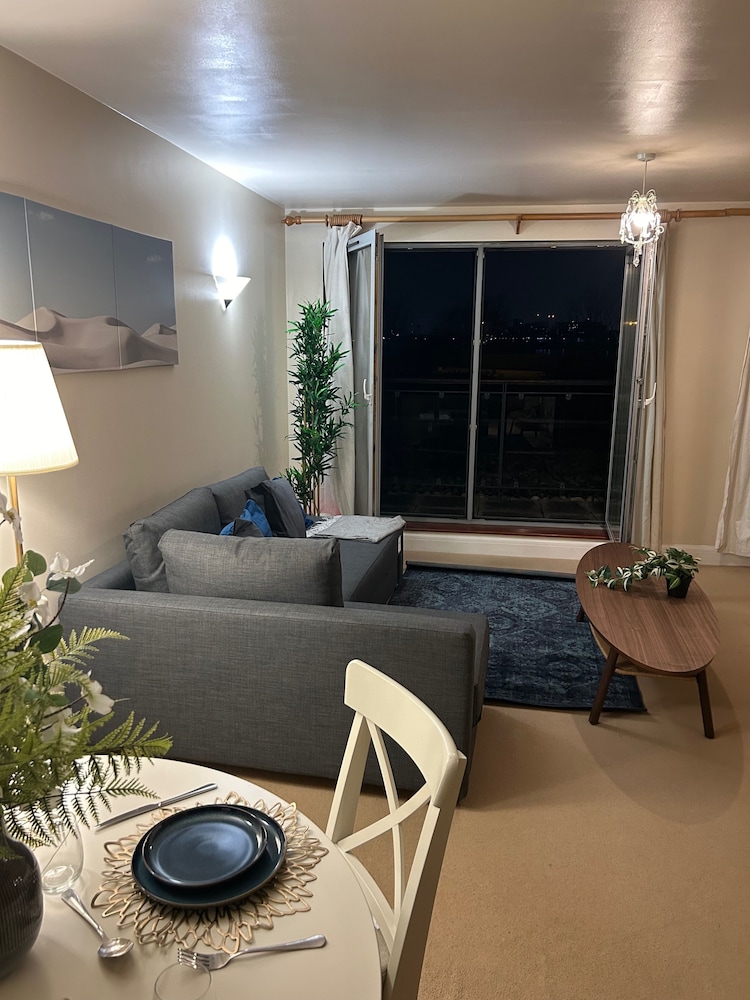 Flat in Greenwich Near O2 and London City Airport