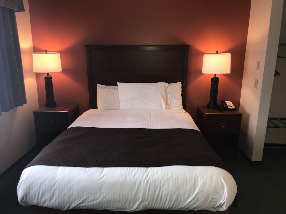 Northwoods Inn & Suites Blackduck