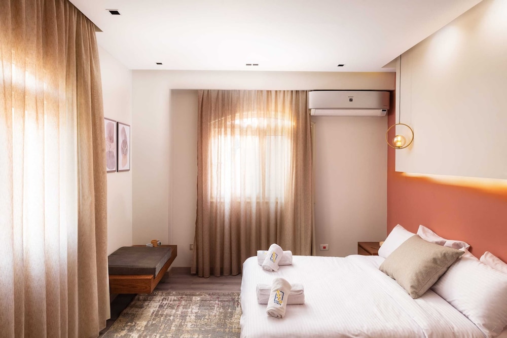 Xuru Stays I The Sleek & Ritzy 2 BDR 15 min From CAI Airpt