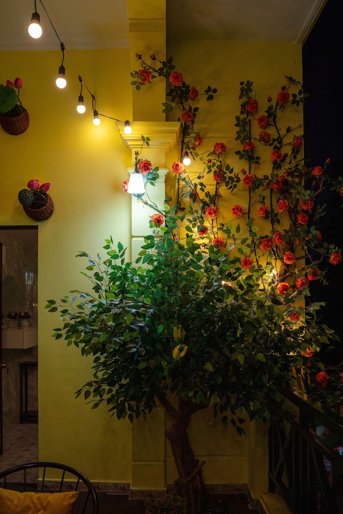 CozyPosy Premier Apartment