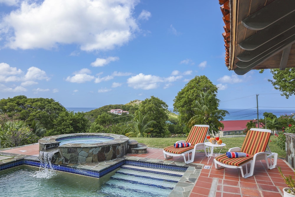 Calypso Court - Private 1 bedroom villa with pool 1 Villa by RedAwning view 4