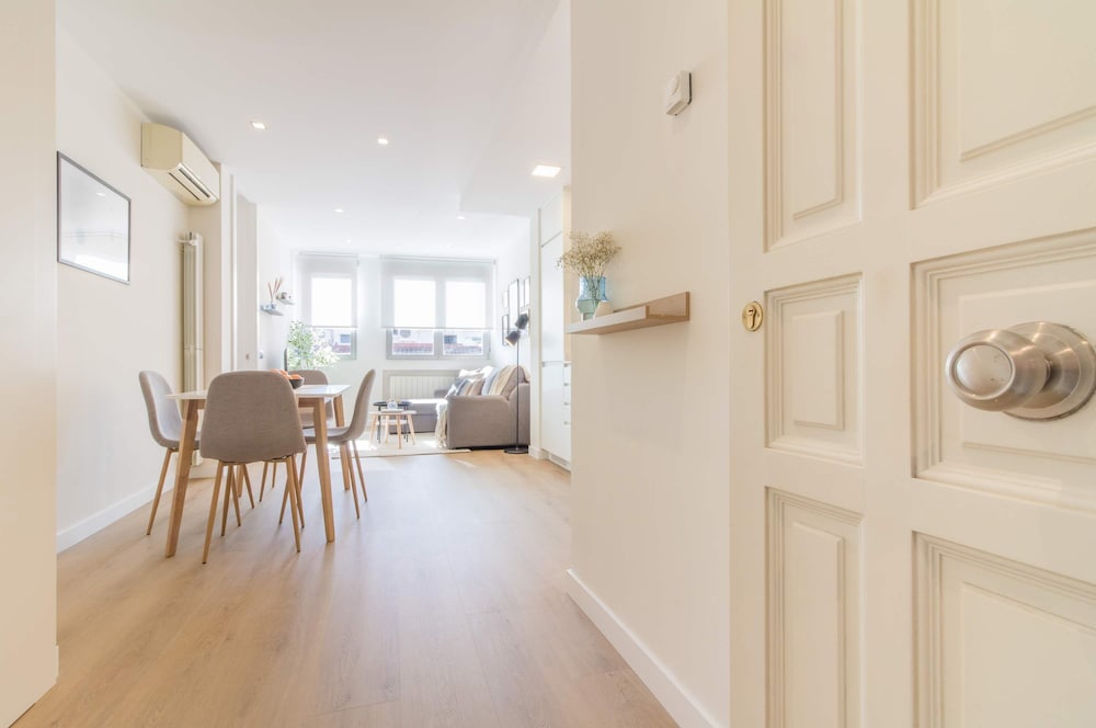 w Remarkable 1BR With Lovely Decor in Justicia