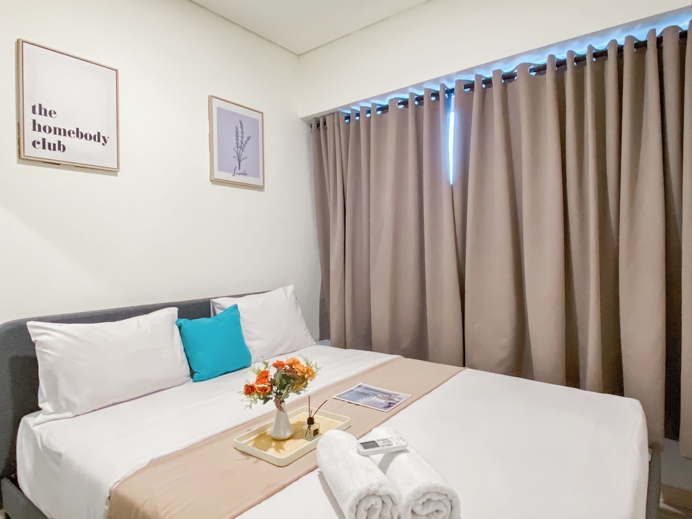 Homey And Good 2Br At Meikarta Apartment