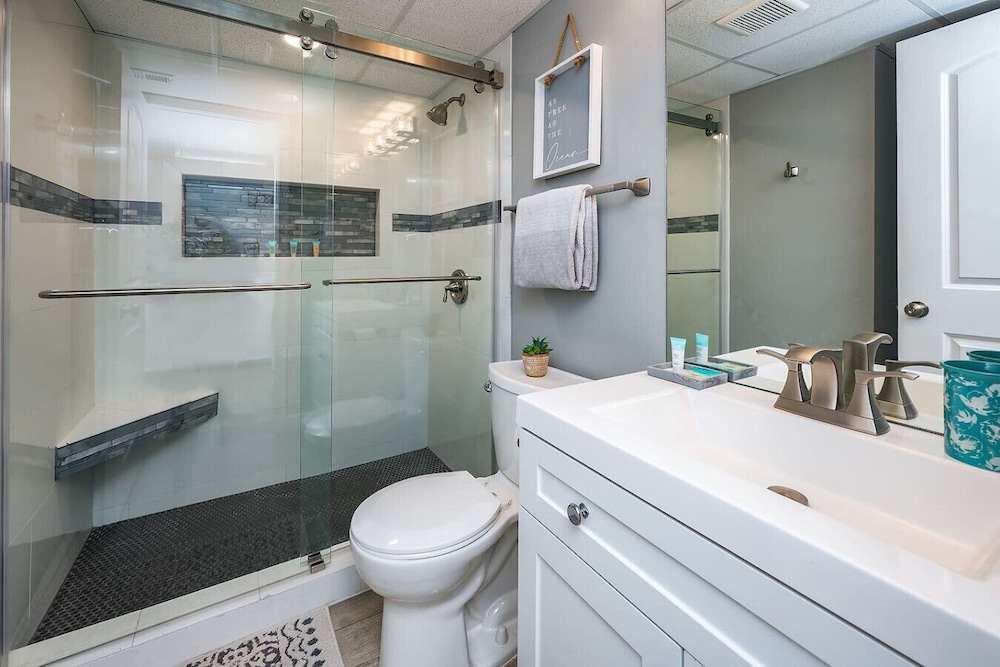 Gulf Serenity Romantic Oceanfront Edgewater T3