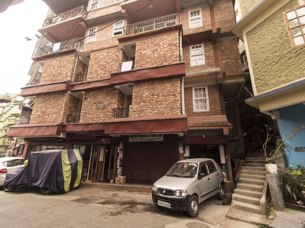 OYO 12192 Hotel Polok