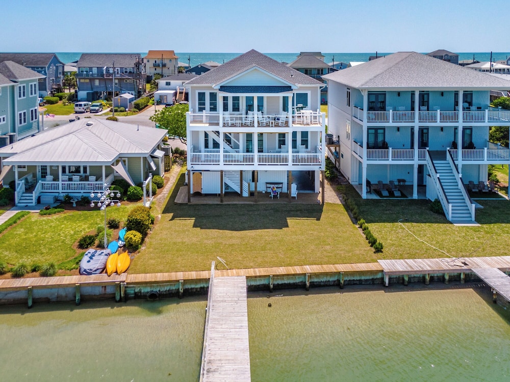 Channel 6 by Topsail Realty